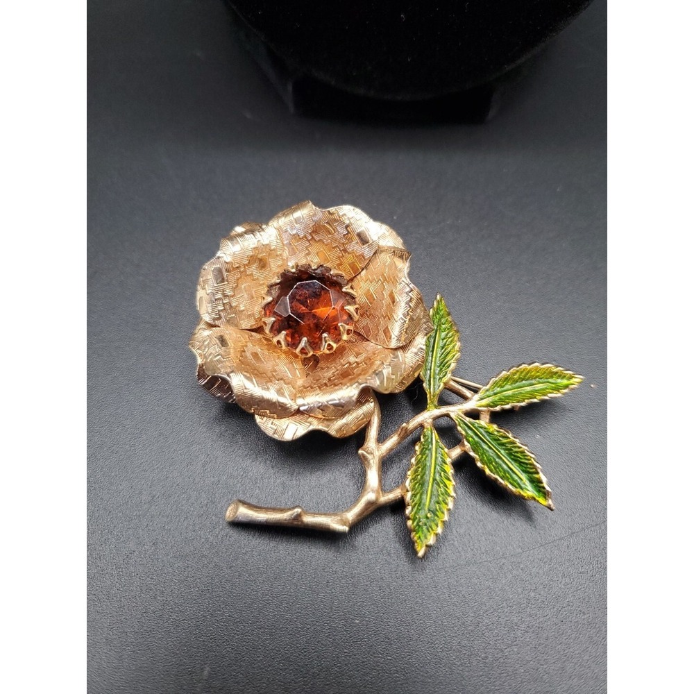 Vintage 2 &3/4" X 2 &1/2" Sarah Coventry Rose Brooch W/Cut Glass Center